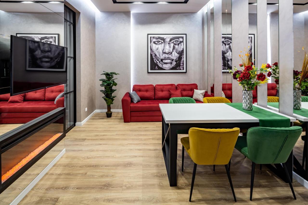 Alfa Apartments 3-Кімнатна Lux-Квартира У Центрі Львова Dış mekan fotoğraf
