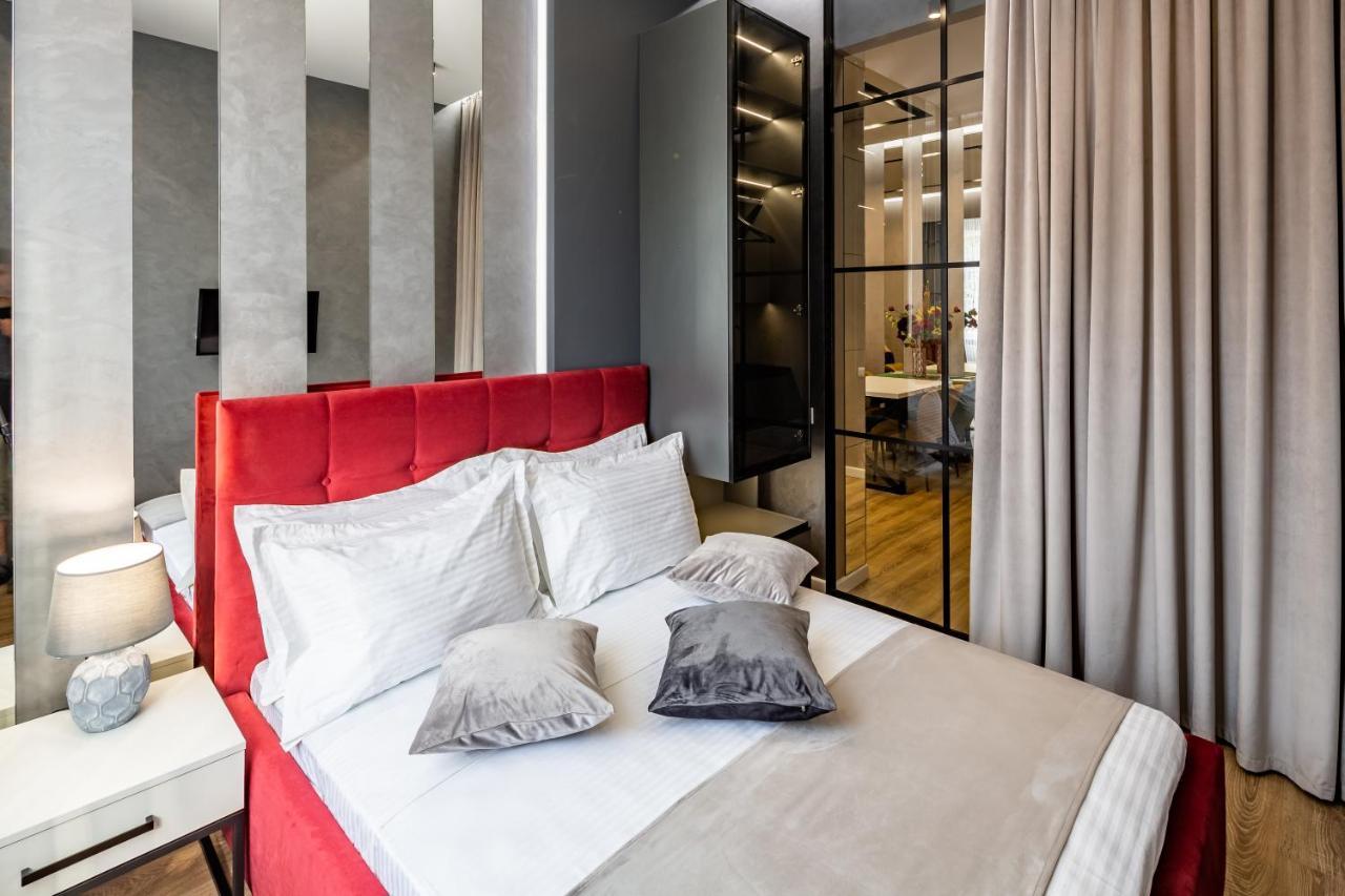 Alfa Apartments 3-Кімнатна Lux-Квартира У Центрі Львова Dış mekan fotoğraf